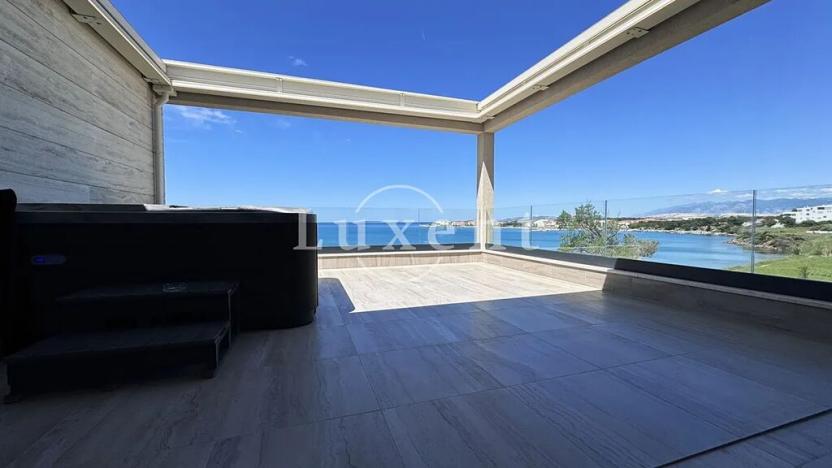 Prodej bytu 4+kk, Pag, Chorvatsko, 118 m2