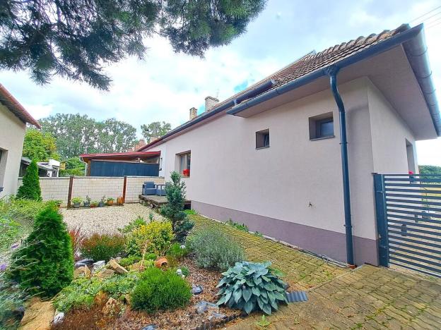 Prodej rodinného domu, Břest, 200 m2