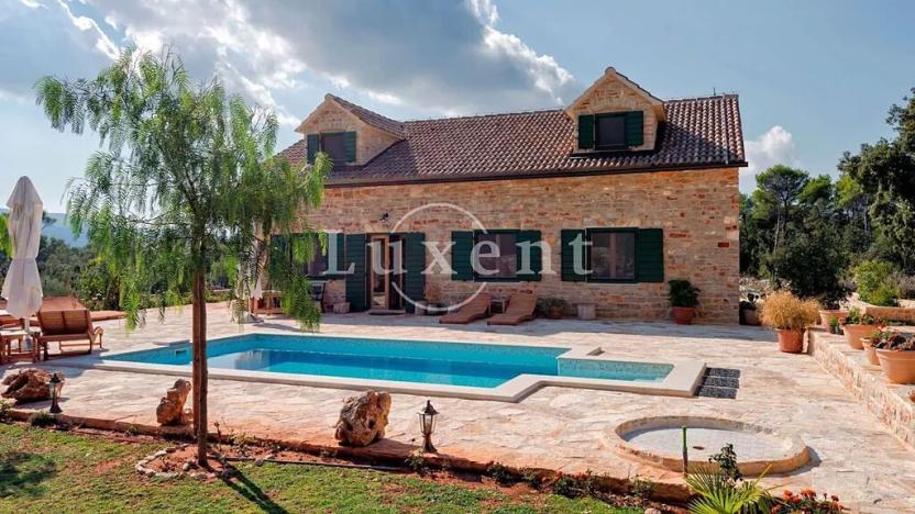 Prodej vily, Hvar, Chorvatsko, 348 m2