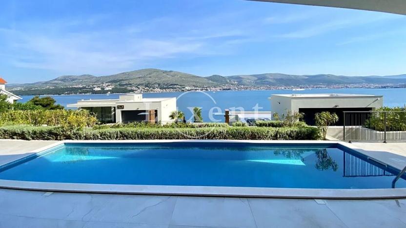 Prodej vily, Trogir, Chorvatsko, 326 m2