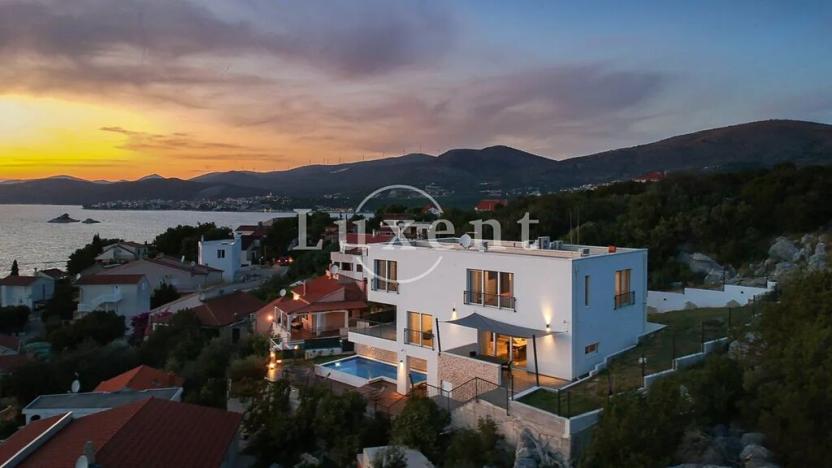 Prodej vily, Trogir, Chorvatsko, 325 m2