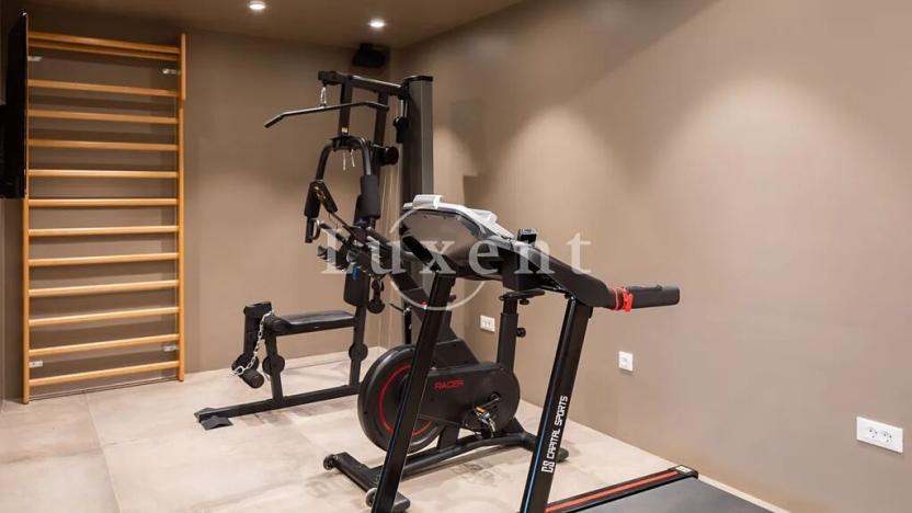 Prodej vily, Omiš, Chorvatsko, 298 m2