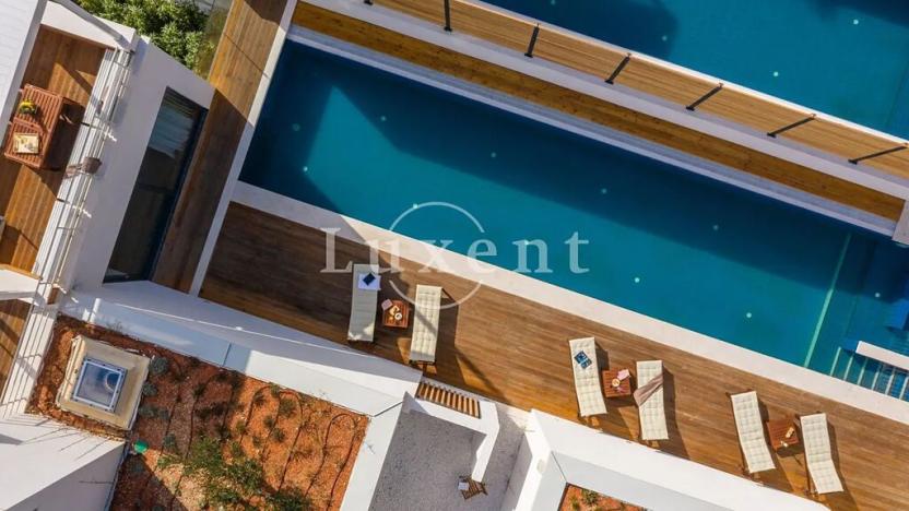 Prodej vily, Omiš, Chorvatsko, 298 m2