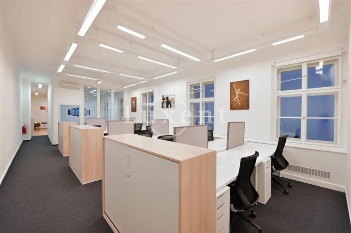 Pronájem kanceláře, Praha - Nové Město, Politických vězňů, 117 m2