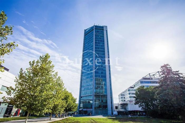Pronájem kanceláře, Praha, Na strži, 268 m2