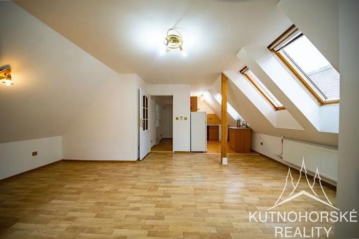 Prodej bytu 1+kk, Kutná Hora, Václavské náměstí, 36 m2