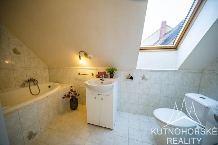 Prodej bytu 1+kk, Kutná Hora, Václavské náměstí, 36 m2