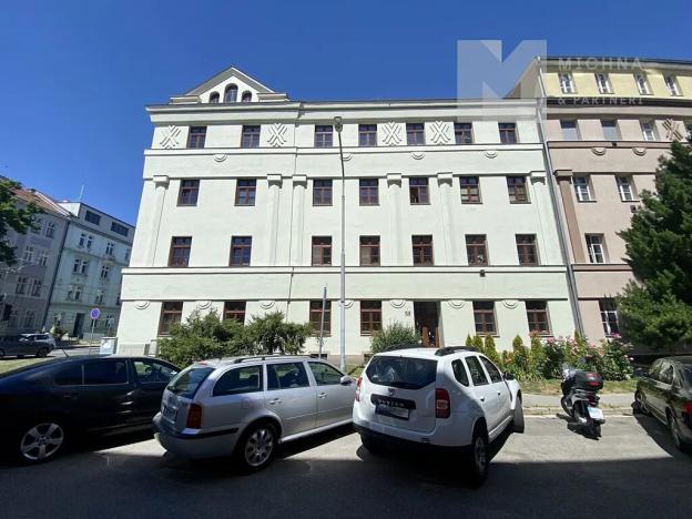 Prodej bytu 3+kk, Brno, Zborovská, 95 m2