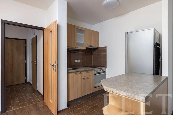 Pronájem bytu 2+kk, Praha - Modřany, Petržílova, 41 m2