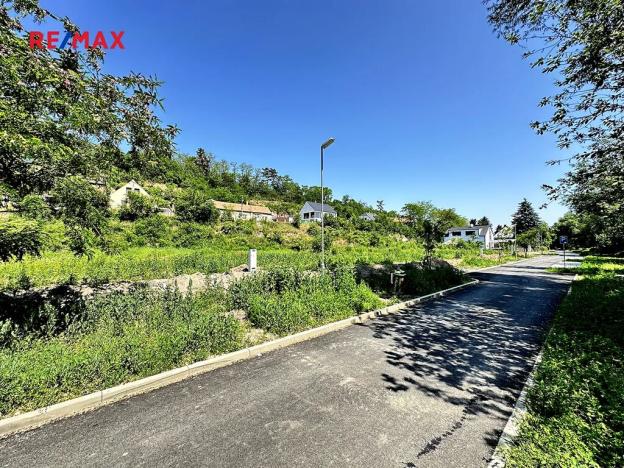 Prodej pozemku pro bydlení, Zvoleněves, 783 m2