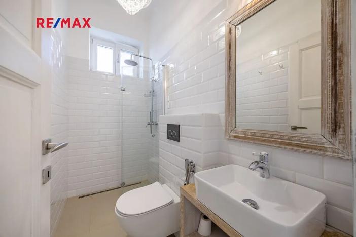 Prodej vícegeneračního domu, Vráž, Nad Loděnicí, 219 m2