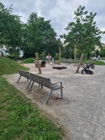 Pronájem bytu 4+kk, Praha - Prosek, Stoupající, 95 m2