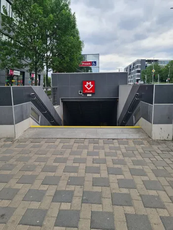 Pronájem bytu 4+kk, Praha - Prosek, Stoupající, 95 m2