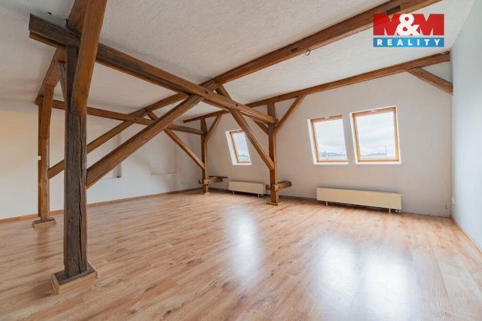 Prodej bytu 3+1, Cheb, Karlova, 140 m2