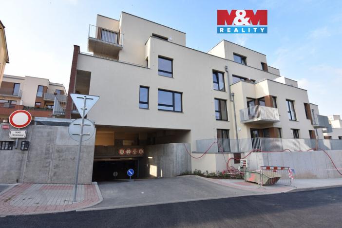 Pronájem garážového stání, Brandýs nad Labem-Stará Boleslav - Brandýs nad Labem, Fakultní, 11 m2