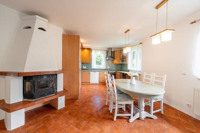 Prodej rodinného domu, Bratronice - Dolní Bezděkov, 100 m2