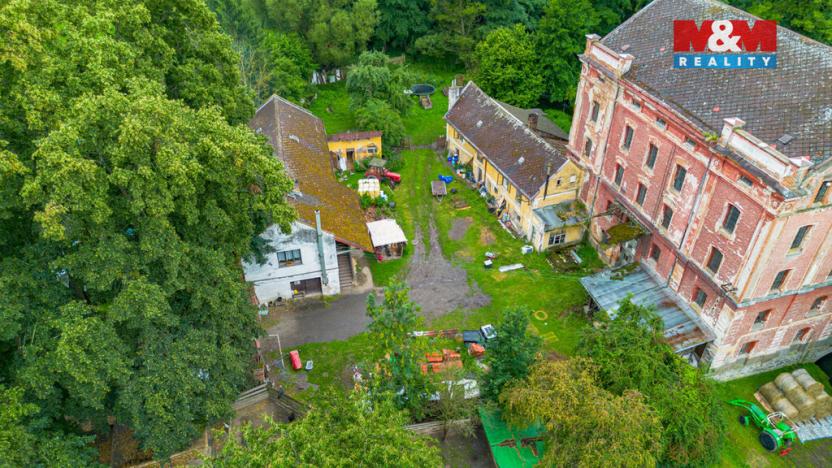 Prodej obchodního prostoru, Klatovy - Beňovy, 934 m2