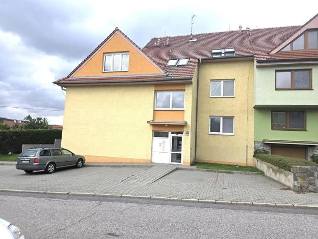 Prodej bytu 2+kk, Moravany, Sadová, 54 m2