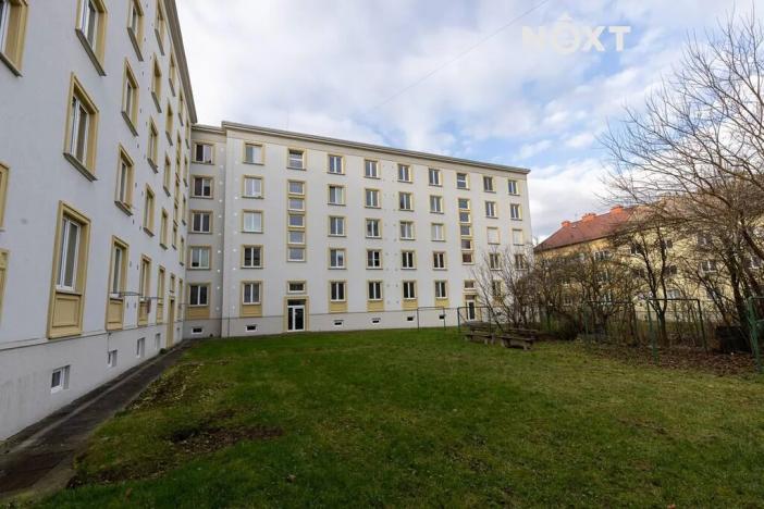 Pronájem bytu 2+kk, Zlín, Ševcovská, 41 m2