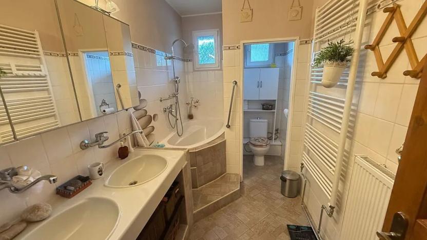 Prodej rodinného domu, Kyselka, 675 m2