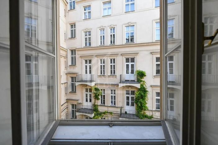 Pronájem kanceláře, Praha - Nové Město, Lazarská, 110 m2