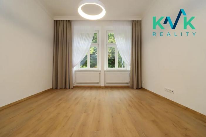 Pronájem bytu 2+1, Karlovy Vary, Svahová, 60 m2