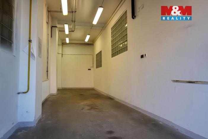 Pronájem garáže, Nymburk, Maršála Koněva, 30 m2