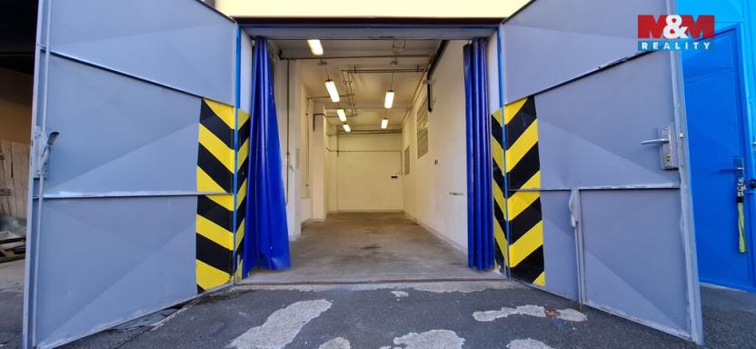 Pronájem garáže, Nymburk, Maršála Koněva, 30 m2