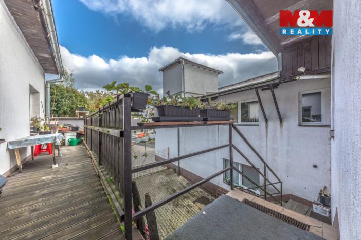 Prodej obchodního prostoru, Tanvald - Šumburk nad Desnou, Krkonošská, 1500 m2