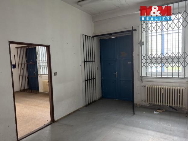 Pronájem obchodního prostoru, Praha - Malešice, Počernická, 1172 m2