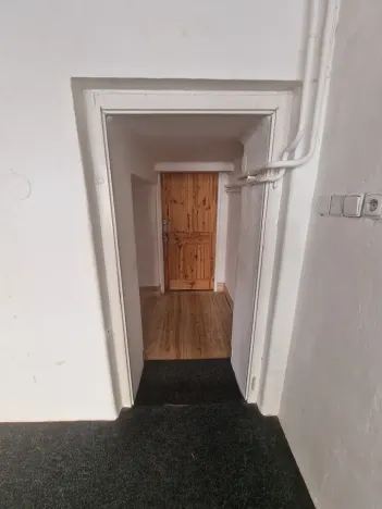 Pronájem obchodního prostoru, Turnov, Hluboká, 70 m2