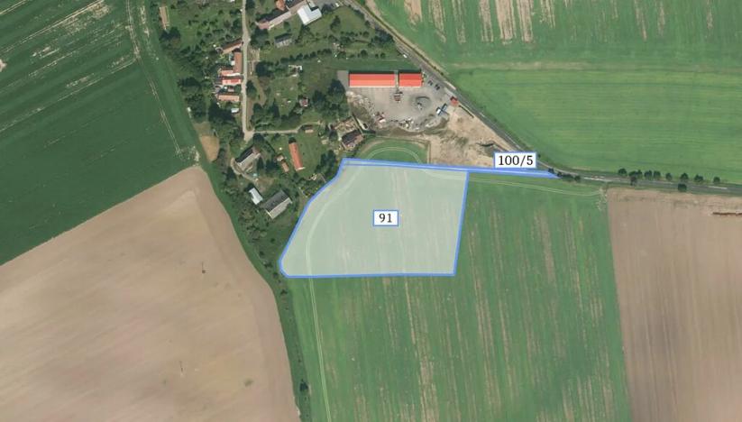Prodej podílu komerčního pozemku, Jičín, 9990 m2