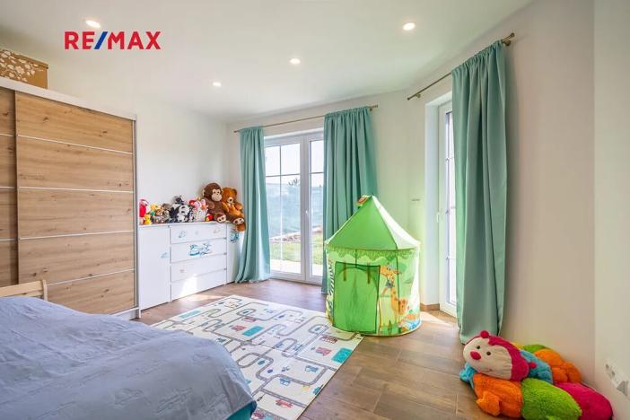 Prodej rodinného domu, Kostelec nad Černými lesy, 140 m2