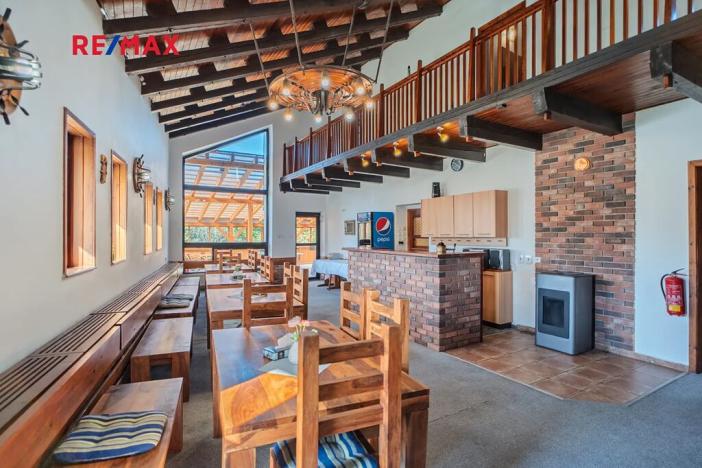 Prodej ubytování, Světlá pod Ještědem, 523 m2