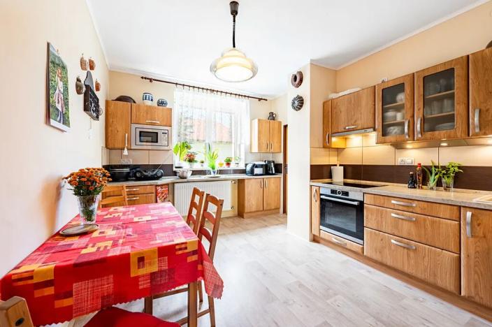 Prodej vícegeneračního domu, Jenštejn, 200 m2