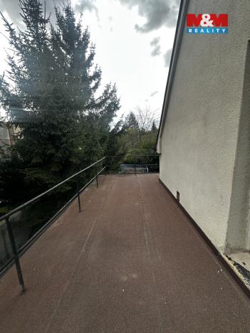 Prodej rodinného domu, Praha - Suchdol, K osmidomkům, 180 m2