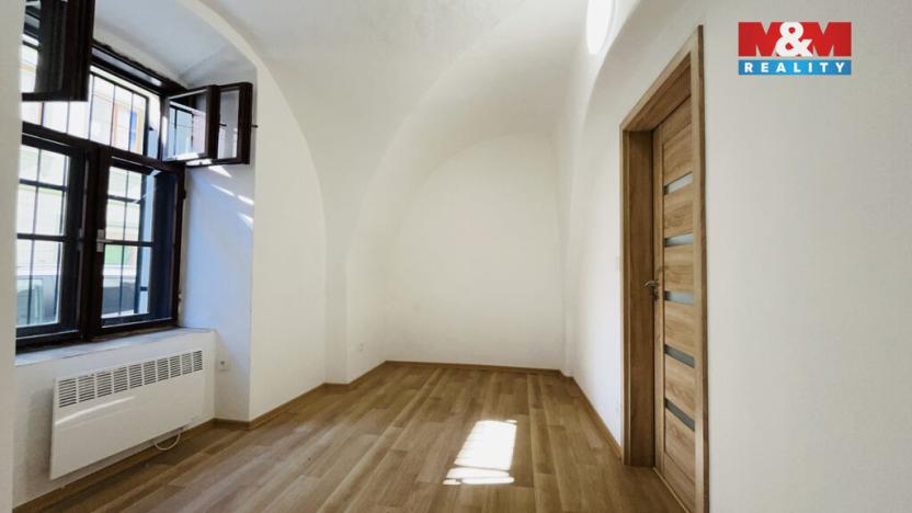 Pronájem bytu 4+kk, Jihlava, Lazebnická, 72 m2