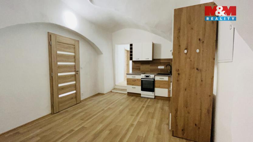 Pronájem bytu 4+kk, Jihlava, Lazebnická, 72 m2