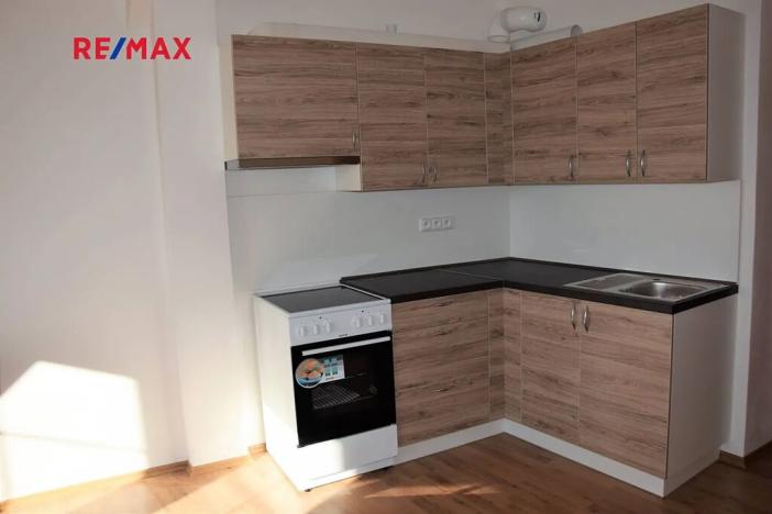 Pronájem bytu 1+kk, Klatovy, Rybníčky, 35 m2