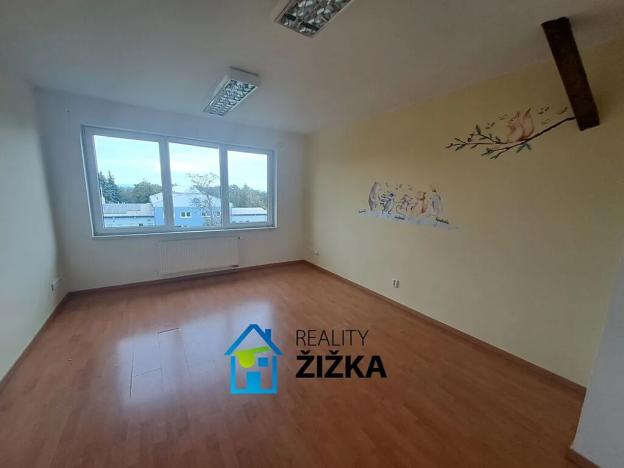 Pronájem výrobních prostor, Hrušovany u Brna, U Výzkumu, 200 m2