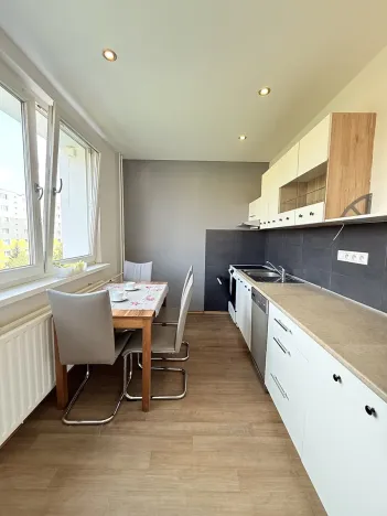 Pronájem bytu 2+1, Liberec, Aloisina výšina, 54 m2