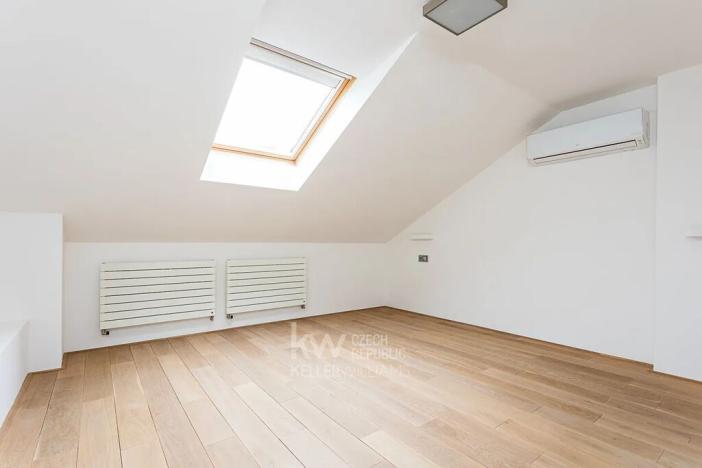 Prodej bytu 5+kk, Praha, Jaselská, 192 m2