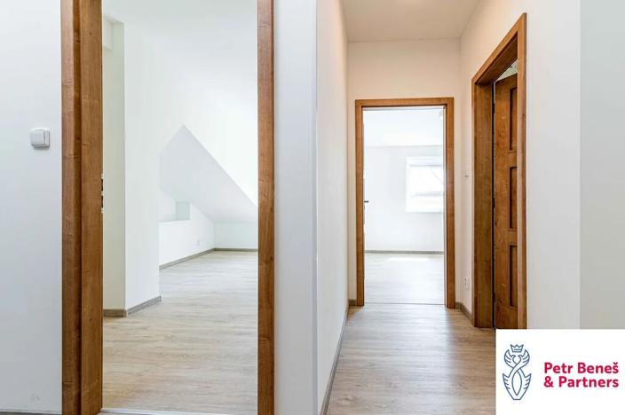 Pronájem bytu 3+kk, Rakovník, Husovo náměstí, 87 m2