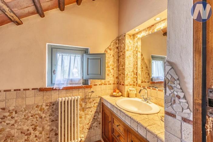 Prodej vily, Cortona, Itálie, 350 m2