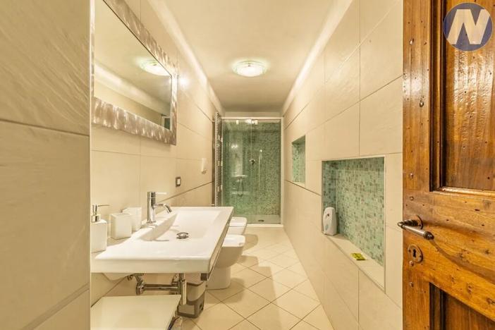 Prodej vily, Cortona, Itálie, 350 m2