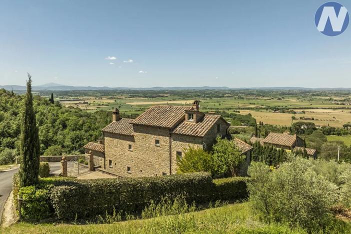 Prodej vily, Cortona, Itálie, 350 m2