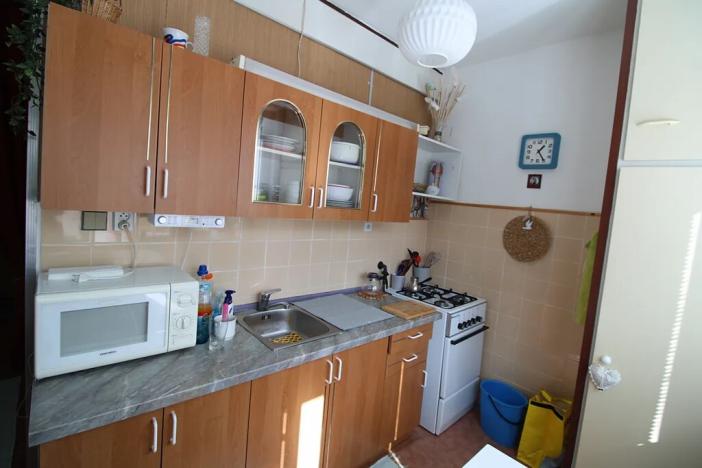 Prodej bytu 2+1, Karlovy Vary, Krymská, 54 m2