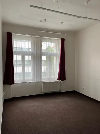 Pronájem kanceláře, Praha - Žižkov, Domažlická, 21 m2