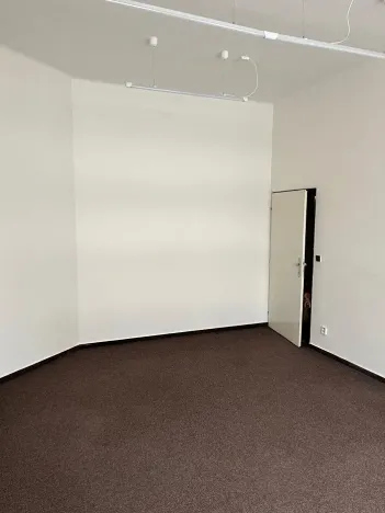 Pronájem kanceláře, Praha - Žižkov, Domažlická, 21 m2