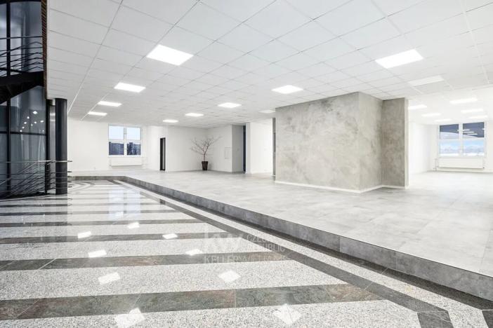 Pronájem kanceláře, Tábor, Berlínská, 1073 m2